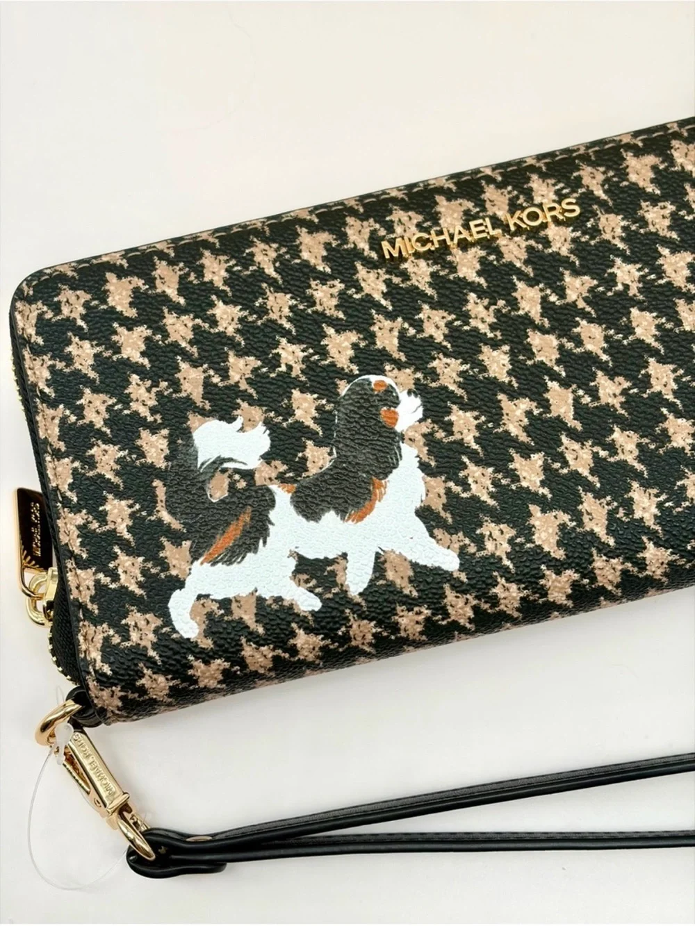 Michael Kors Black & Tan Houndstooth Zip Wristlet continental Wallet Dog Print